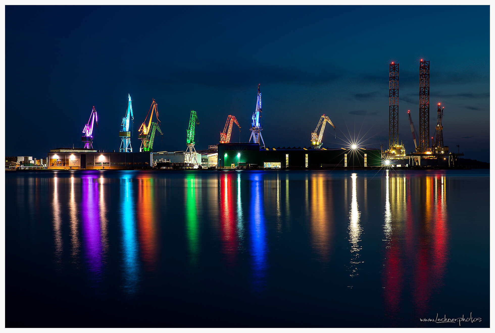 Dancing cranes at Pula harbor