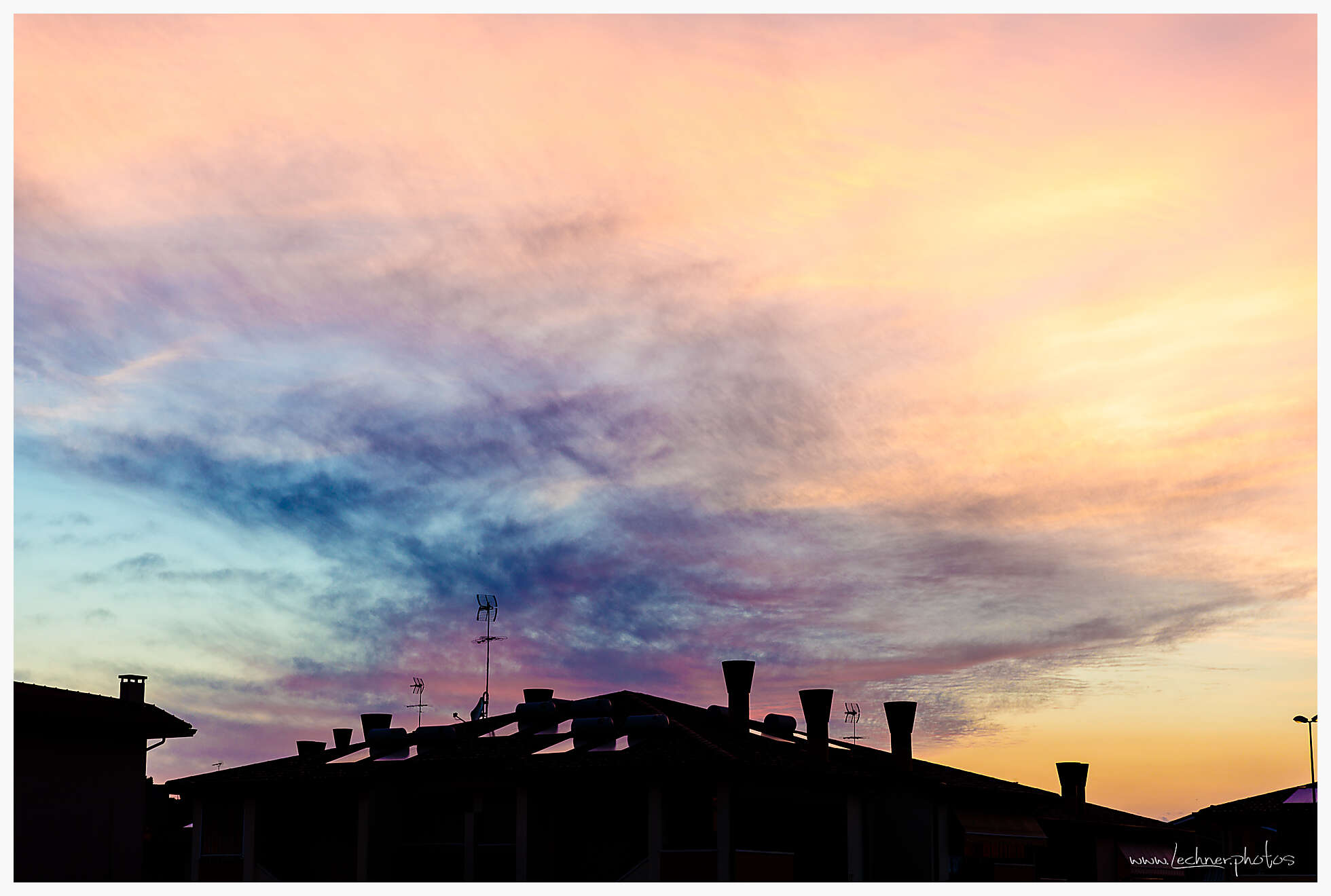 20170822 201932 949A2030