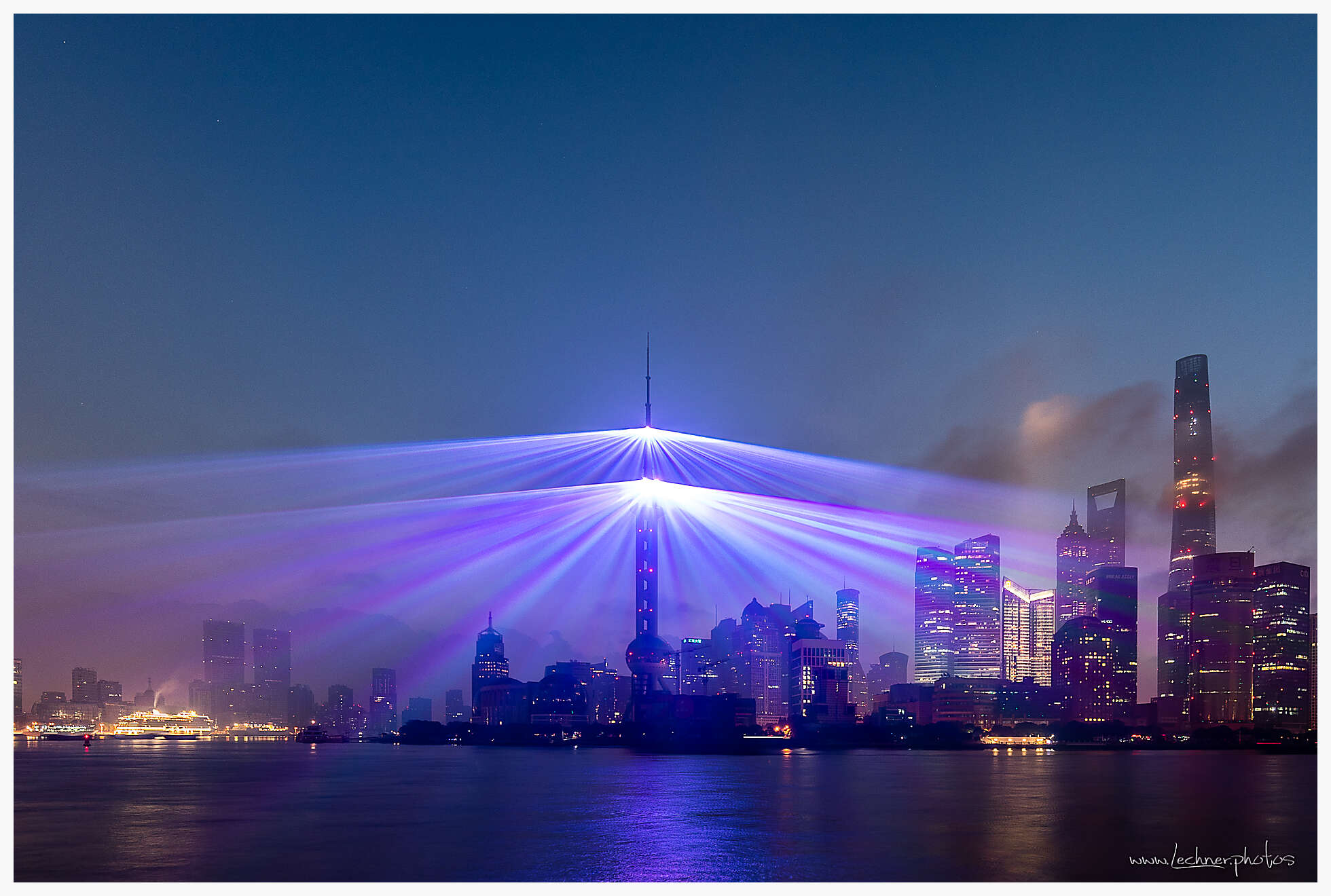 20190928 051852  49A9021 - Shanghai Skyline