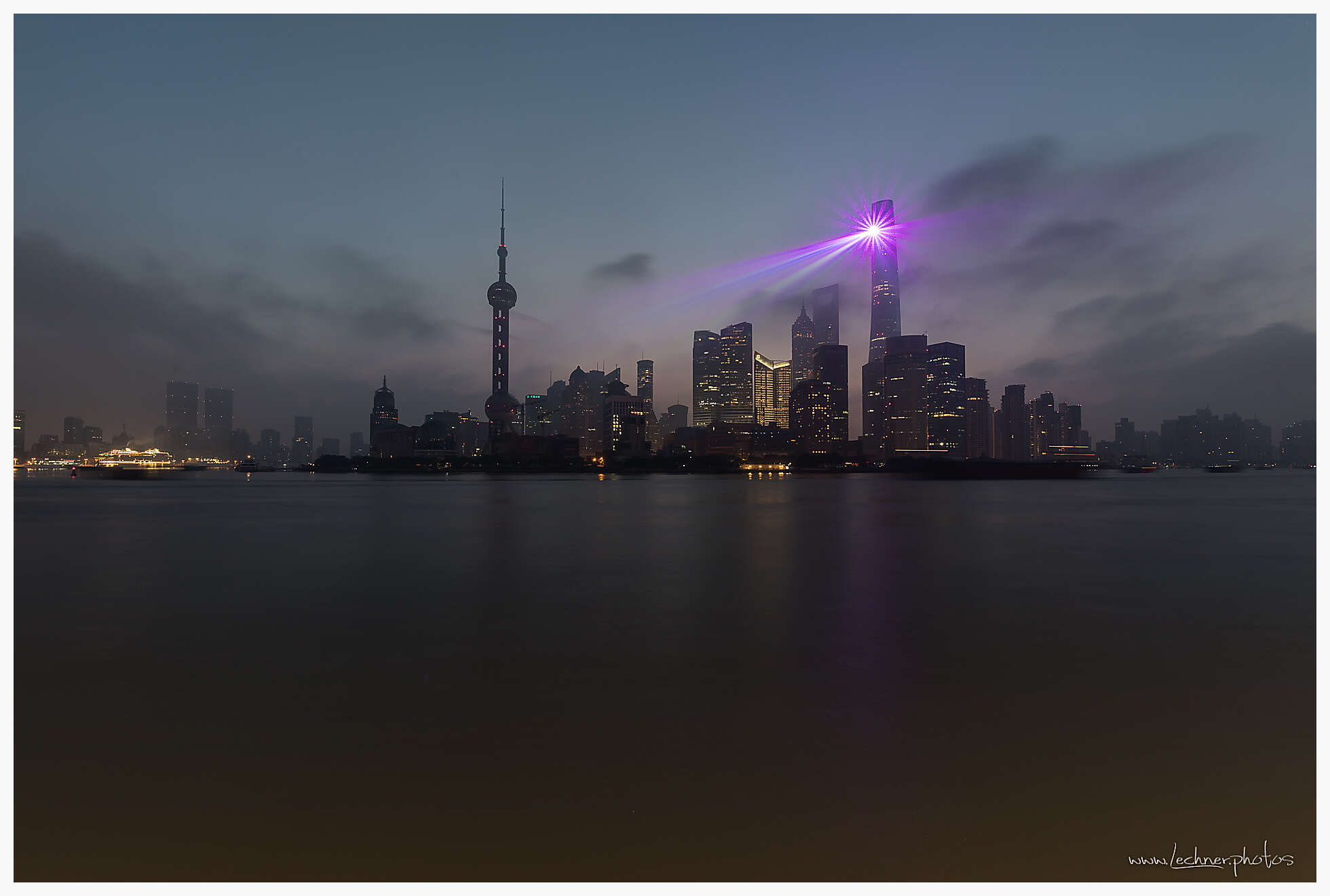 20190928 052408  49A9030 - Shanghai Skyline