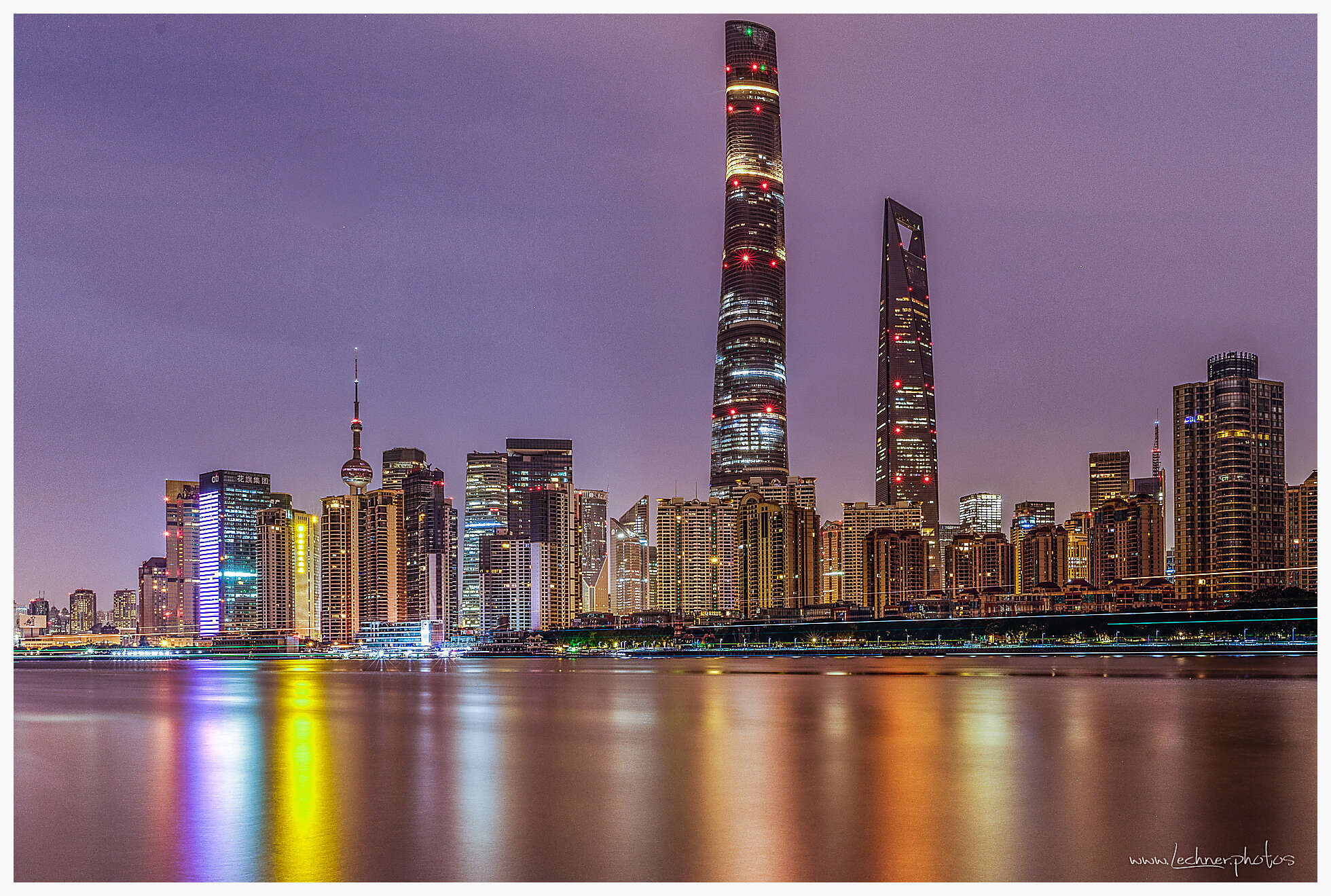 20211030 05 40 03  49A5798 AuroraHDR edit - Shanghai Skyline