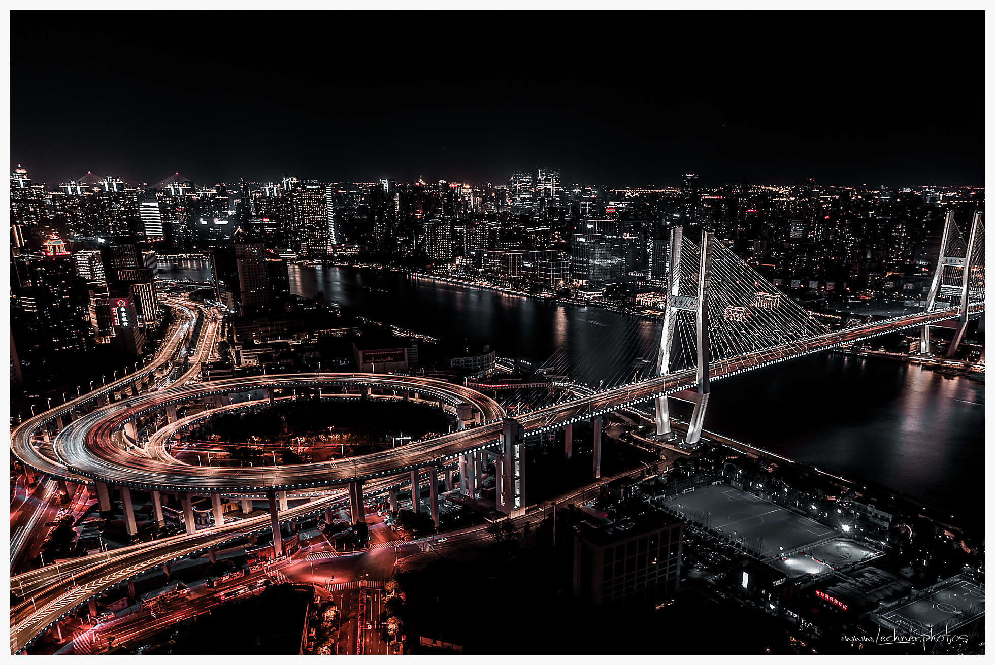 Nanpu Bridge roundabout