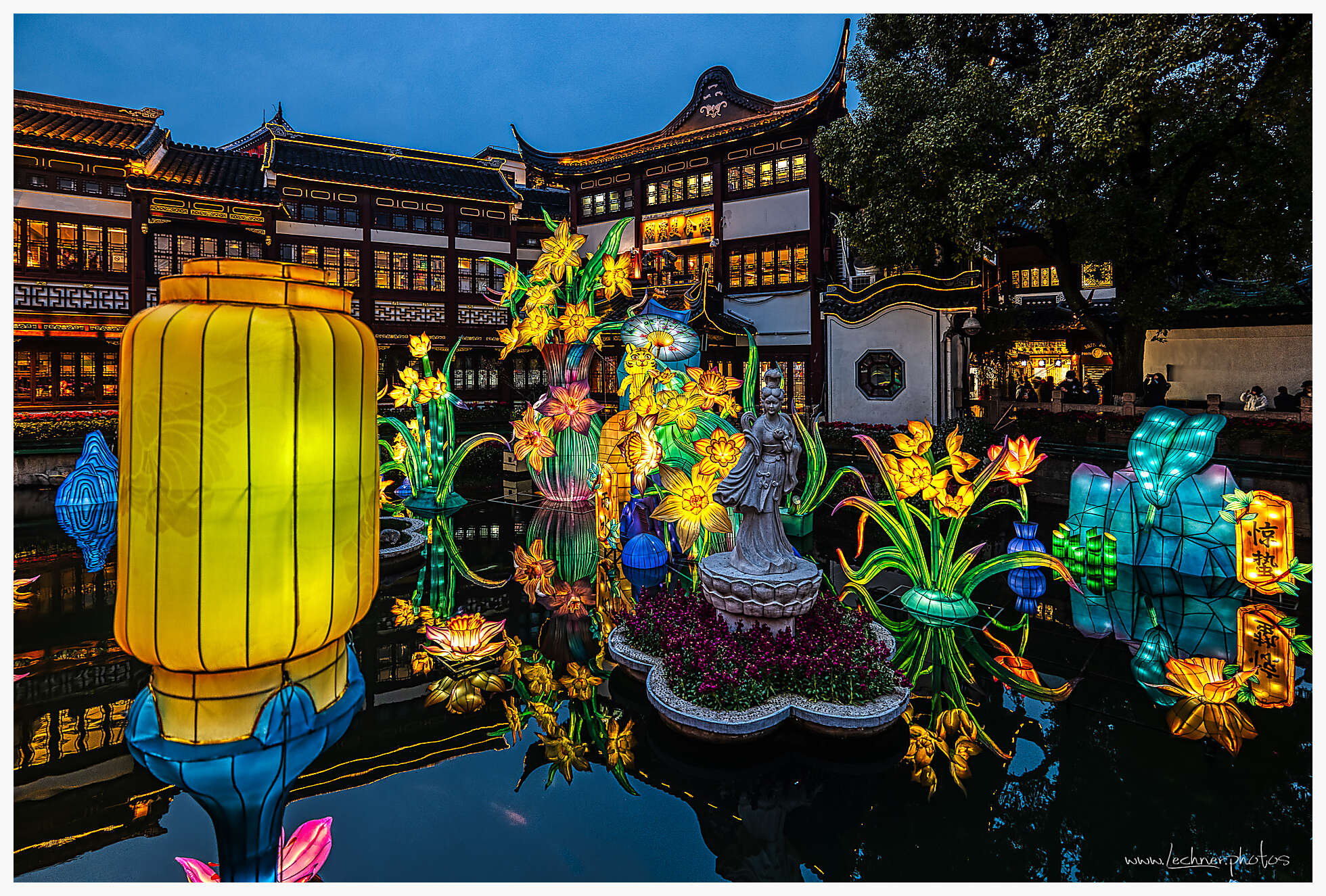Yu Yuan Garden 2022 installation